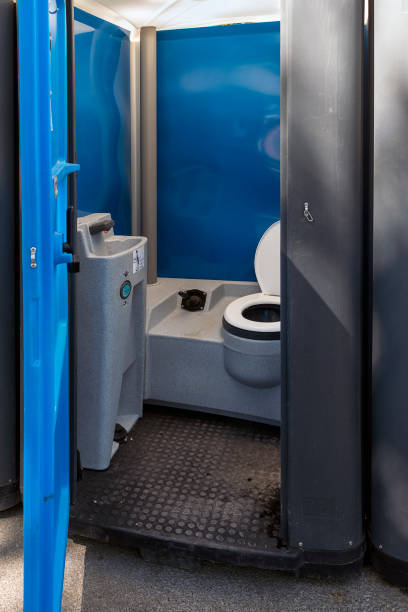 Best Porta potty delivery and setup  in Walworth, WI